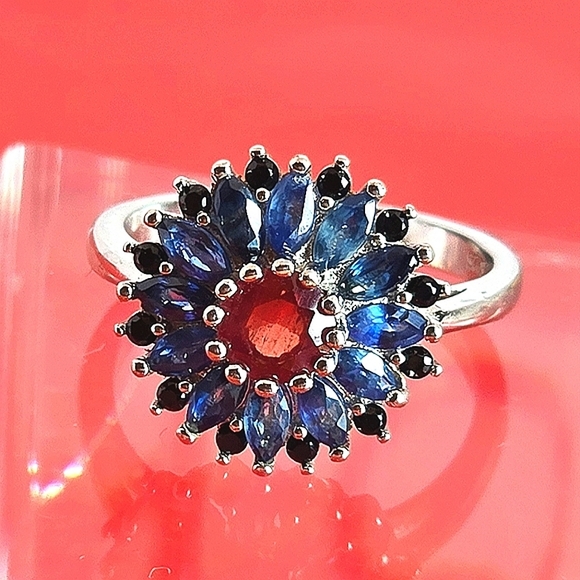 925 Sterling Silver Ring Sz 6.75 with Natural Ruby, Sappphire, Spinel - Picture 6 of 10